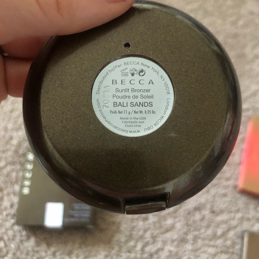 Bronzer lot - Picture 5 of 8